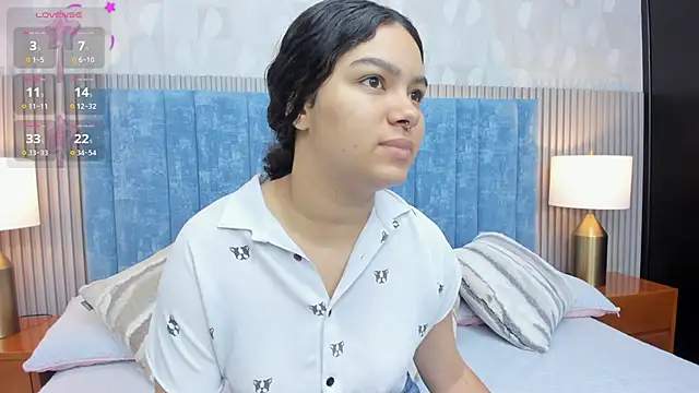 pretty sunlight  online show from 26, 10, 2025