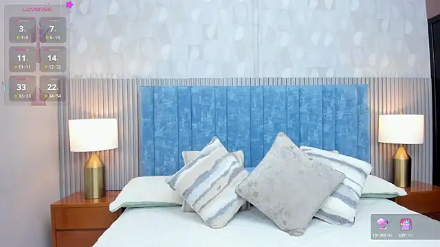 pretty sunlight  online show from 12, 9, 2025