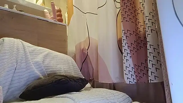 Hungry  Puppy online show from 26, 9, 2025