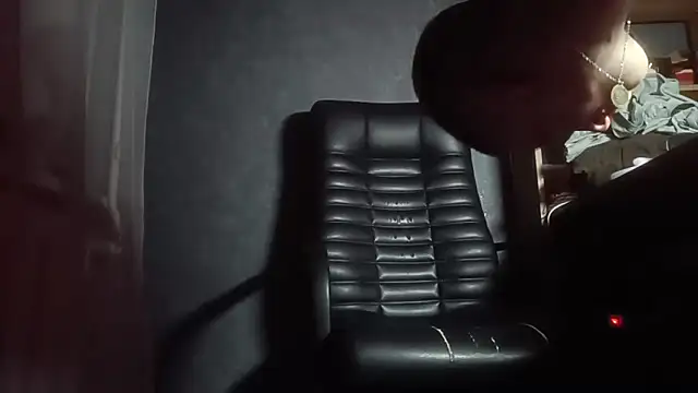 Hungry  Puppy online show from 3, 10, 2025