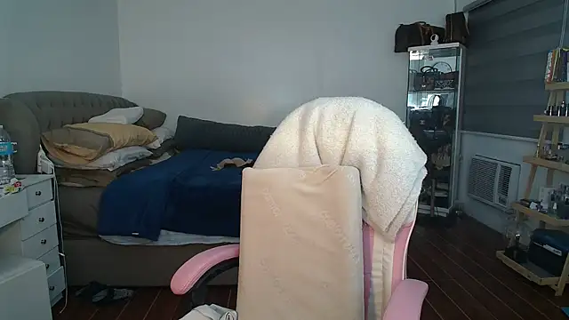 aya saki online show from 25, 9, 2025