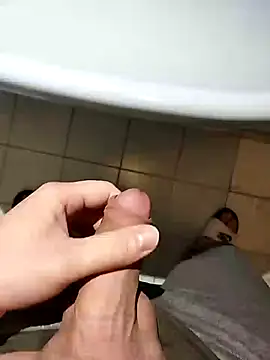 Snapshot of hexsmith96 chatting on 4, 3, 2025 hexsmith96 online show from 4, 3, 2025