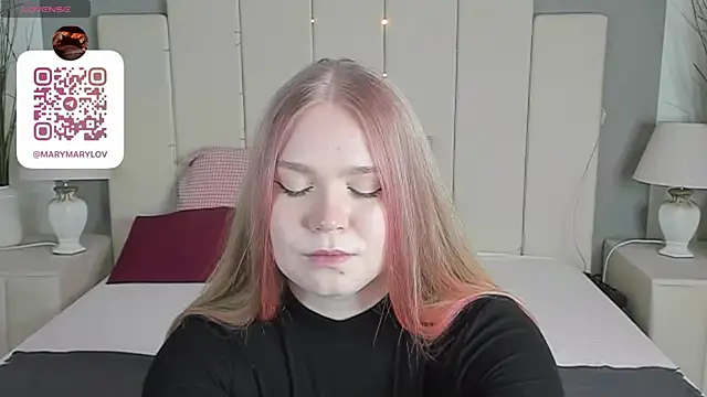 Snapshot of marydoji chatting on 18, 1, 2025 marydoji online show from 18, 1, 2025