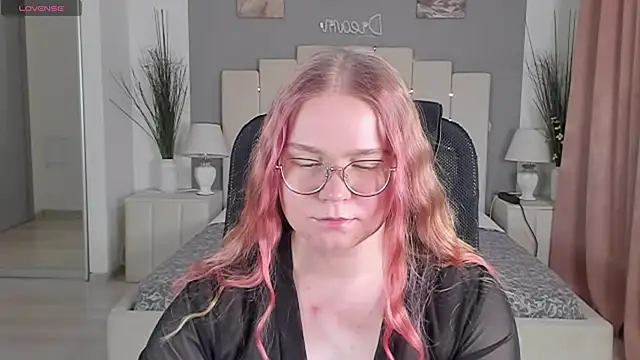 Snapshot of marydoji chatting on 16, 1, 2025 marydoji online show from 16, 1, 2025