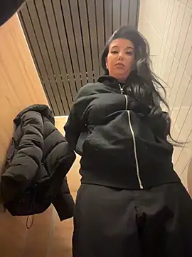 Snapshot of Tisha_Busty chatting on 17, 2, 2026 Tisha Busty online show from 17, 2, 2026