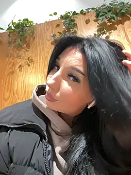 Tisha Busty online show from 18, 3, 2025