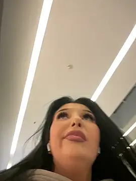 Tisha Busty online show from 18, 3, 2025