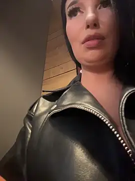 Tisha Busty online show from 11, 5, 2026