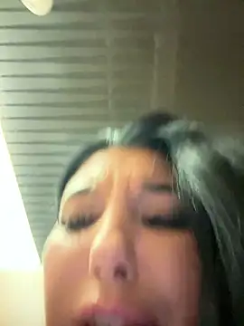 Tisha Busty online show from 5, 1, 2026