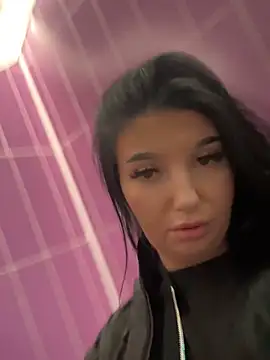 Tisha Busty online show from 19, 12, 2025