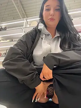 Tisha Busty online show from 12, 4, 2026