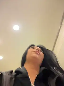 Tisha Busty online show from 10, 4, 2026