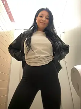 Tisha Busty online show from 26, 9, 2025