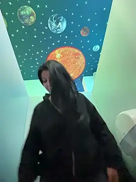 Tisha Busty online show from 5, 3, 2026