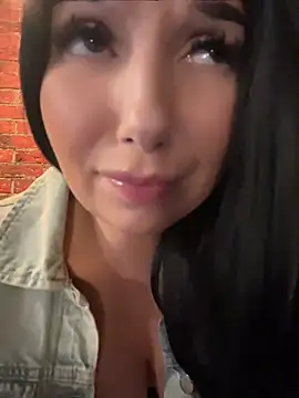 Tisha Busty online show from 3, 6, 2026