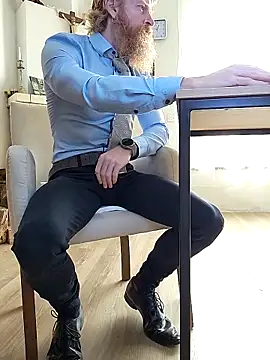 Gingerbeard40 online show from 2, 12, 2025