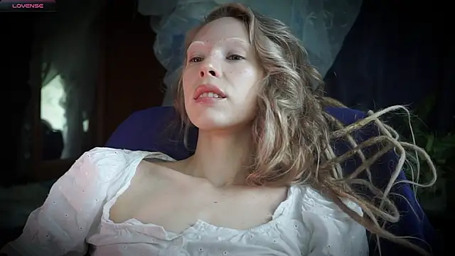  Phantom thread  online show from 21, 5, 2026