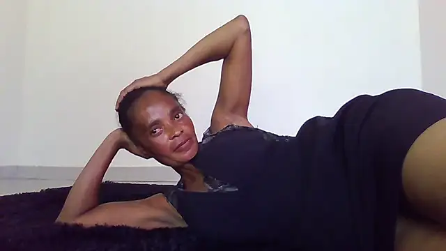 Snapshot of sweets_80 chatting on 30, 11, 2025 sweets 80 online show from 30, 11, 2025