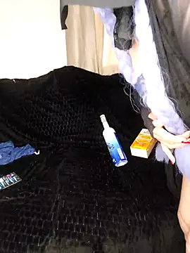 -Arab milf- online show from 12, 2, 2026