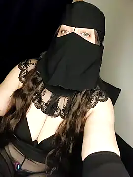 -Arab milf- online show from 21, 9, 2025