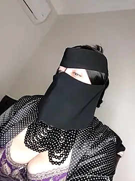 -Arab milf- online show from 24, 2, 2025