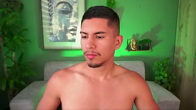 Snapshot of Aaronfox_x chatting on 18, 3, 2025 Aaronfox x online show from 18, 3, 2025