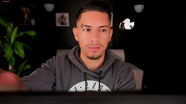 Snapshot of Aaronfox_x chatting on 19, 9, 2025 Aaronfox x online show from 19, 9, 2025