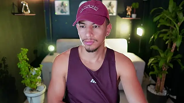 Snapshot of Aaronfox_x chatting on 22, 11, 2025 Aaronfox x online show from 22, 11, 2025