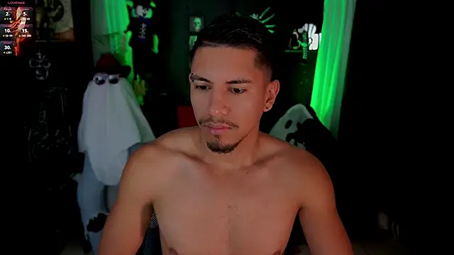 Snapshot of Aaronfox_x chatting on 25, 10, 2025 Aaronfox x online show from 25, 10, 2025