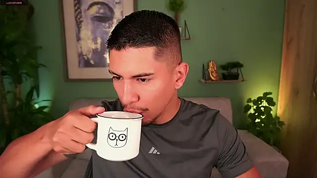 Snapshot of Aaronfox_x chatting on 18, 3, 2025 Aaronfox x online show from 18, 3, 2025