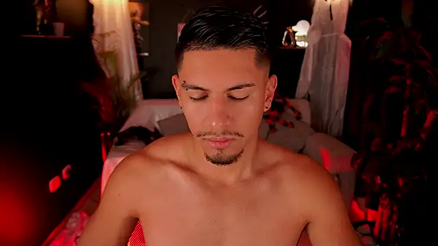 Snapshot of Aaronfox_x chatting on 2, 10, 2025 Aaronfox x online show from 2, 10, 2025