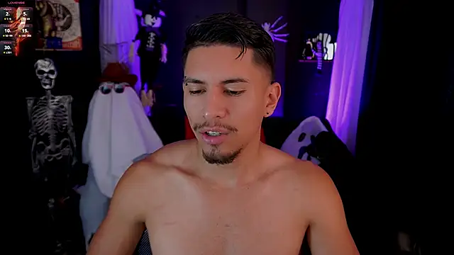 Snapshot of Aaronfox_x chatting on 24, 10, 2025 Aaronfox x online show from 24, 10, 2025