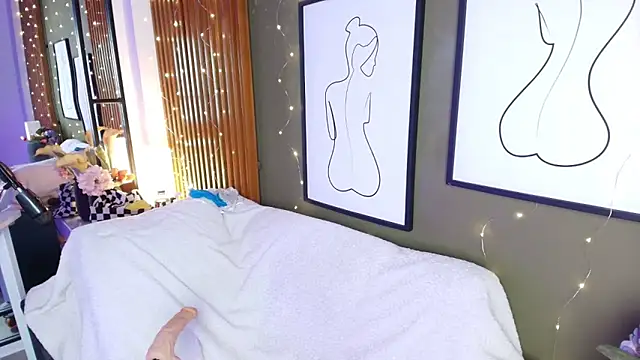 Snapshot of brigiitte_rohan chatting on 16, 9, 2025 brigiitte rohan online show from 16, 9, 2025