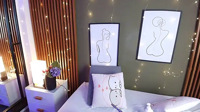 Snapshot of brigiitte_rohan chatting on 15, 10, 2025 brigiitte rohan online show from 15, 10, 2025