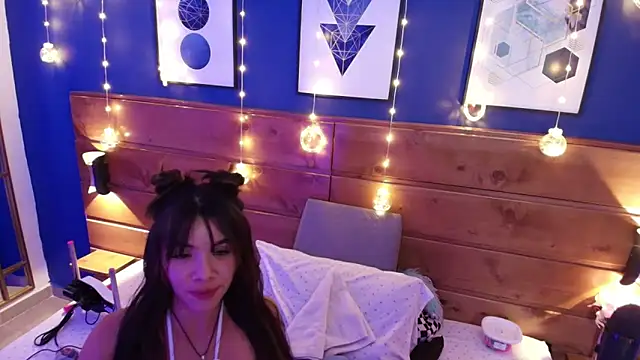 Snapshot of brigiitte_rohan chatting on 5, 12, 2025 brigiitte rohan online show from 5, 12, 2025