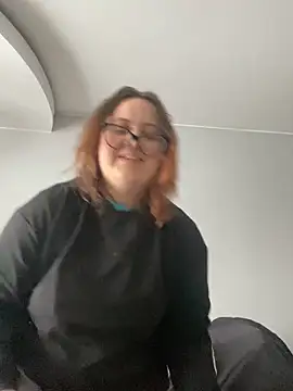 bubblykitttyx online show from 5, 1, 2025