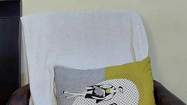 MIss-Naina online show from 7, 11, 2025