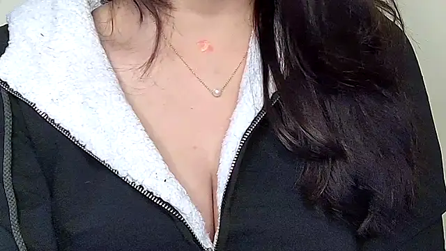 MIss-Naina online show from 1, 12, 2025