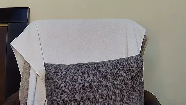 MIss-Naina online show from 3, 10, 2025