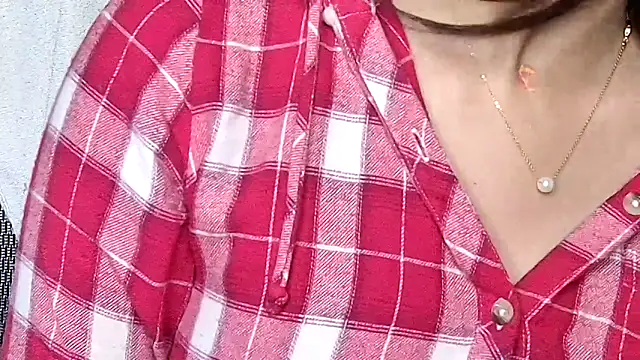 MIss-Naina online show from 19, 12, 2025