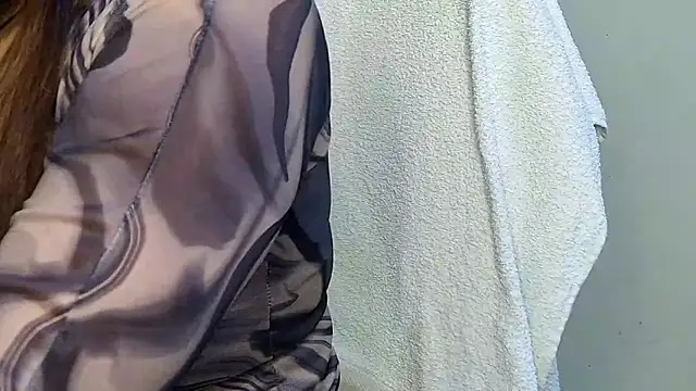 MIss-Naina online show from 8, 4, 2026