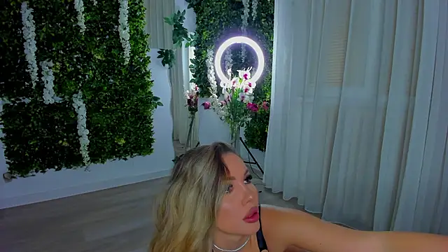 VivienCarter online show from 3, 3, 2026