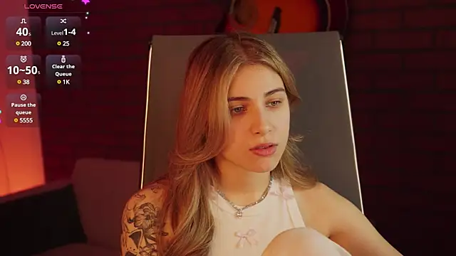 EllieCutes online show from 10, 3, 2025