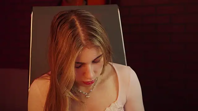 EllieCutes online show from 11, 3, 2025