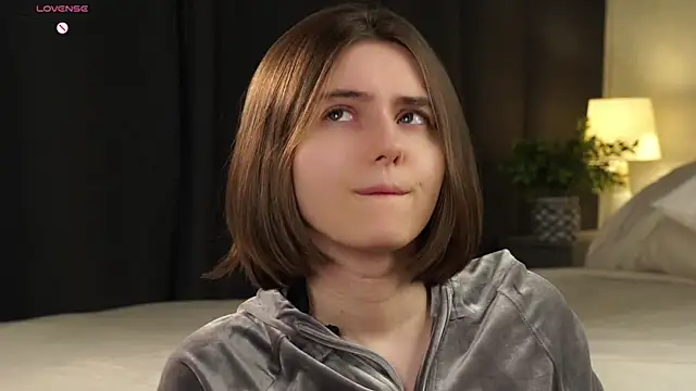 MeghanElson online show from 26, 3, 2026