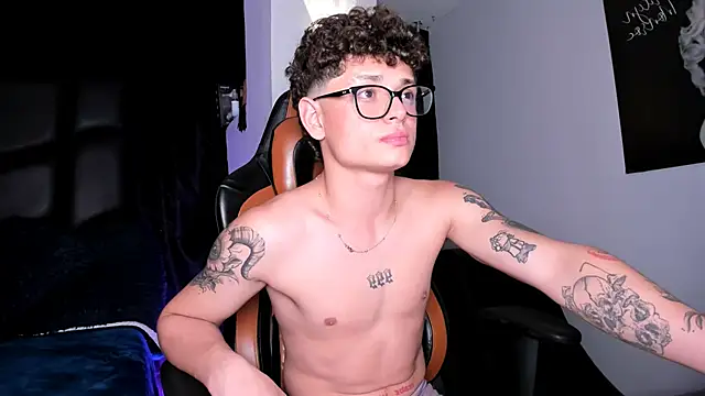 LexieandNate online show from 24, 2, 2025