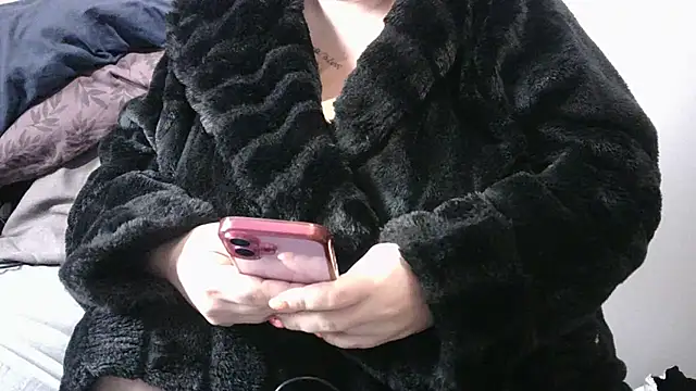 busty-bella1 online show from 15, 10, 2025