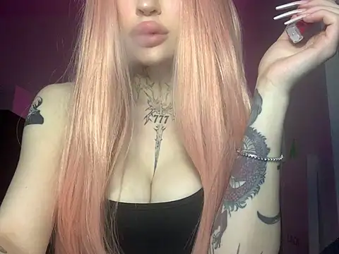 madelinexx online show from 7, 3, 2025