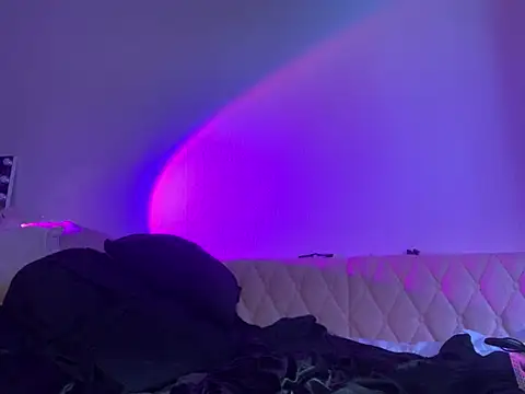 madelinexx online show from 16, 3, 2025