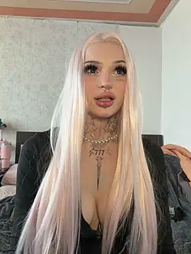 madelinexx online show from 15, 5, 2026